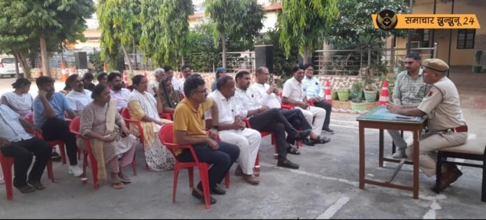 चिड़ावा पुलिस थाना परिसर में सीएलजी मीटिंग का आयोजन, त्योहारों को लेकर विभिन्न मुद्दों पर हुई चर्चा