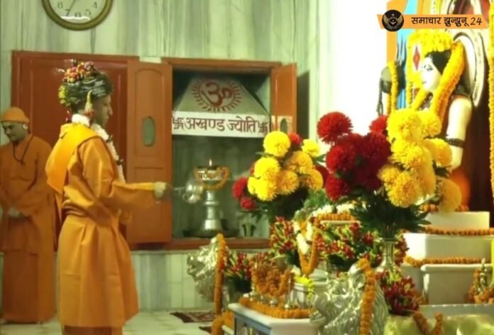 विजयादशमी पर योगी आदित्यनाथ ने गोरखनाथ मंदिर में की विशेष पूजा
