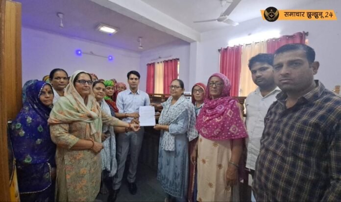 बोरवेल को पानी की टंकी से जोड़ने के मामले ने तूल पकड़ा, कॉलोनी के लोगों ने उपखण्ड अधिकारी को दिया ज्ञापन