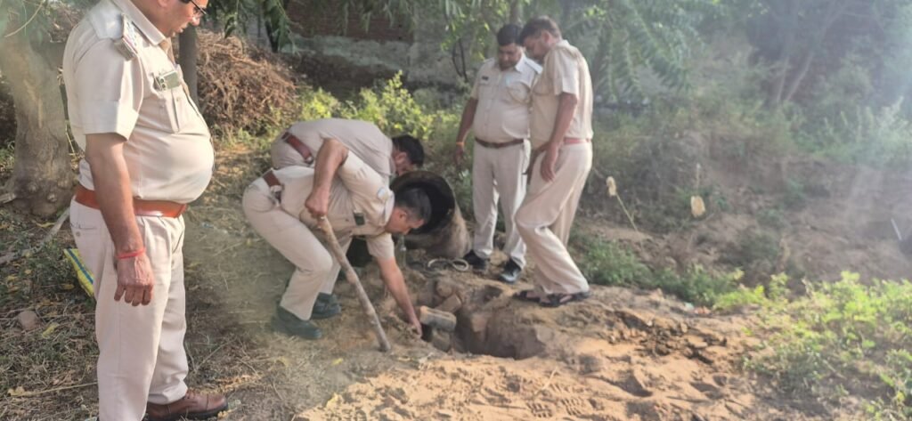 झुंझुनू जिला पुलिस की बड़ी कार्यवाही: विधानसभा उपचुनाव के मद्देनजर अवैध शराब के खिलाफ चला विशेष अभियान, 11050 लीटर अवैध शराब नष्ट की गई