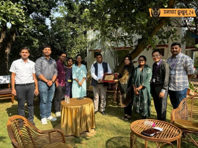 झुंझुनूं पहुंचे प्रशिक्षु आईएएस अधिकारी, ग्रामीण विकास का लिया जायजा