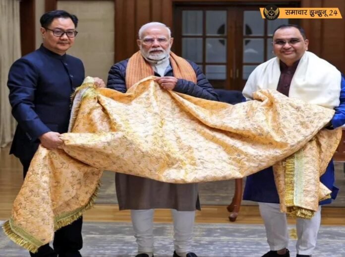 प्रधानमंत्री नरेंद्र मोदी ने अजमेर शरीफ दरगाह पर चादर भेजी, हिंदू सेना ने जताई आपत्ति