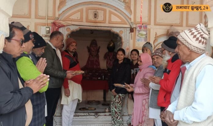 जगदीश मंदिर में पौष बड़ा महोत्सव का आयोजन: महिलाओं ने भजनों से रिझाया जगन्नाथ को, गर्मागर्म पकौड़े और हलवे का लगाया भोग