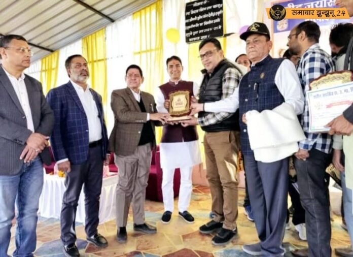 नारनौद मालीगांव में भामाशाहों का सम्मान, विद्यालय को मिलेगी नई सुविधाएं