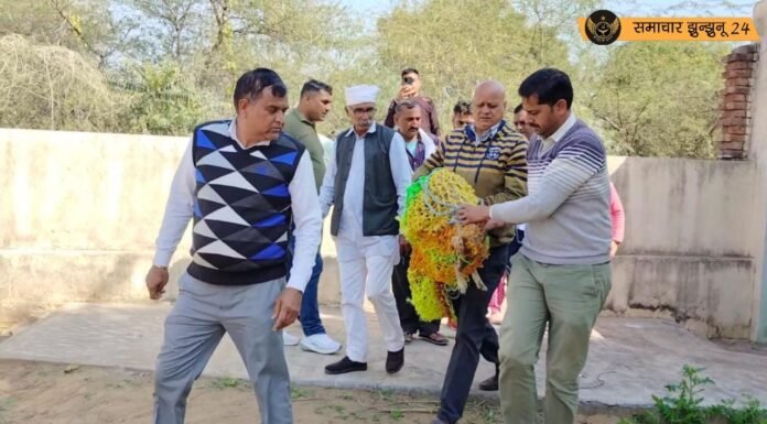 पिलानी के मोरवा में ग्रामीणों ने पकड़ा सियार, कुत्तों के हमले में चोटिल हो गया था, वन विभाग की टीम ने रेस्क्यू कर झुंझुनू बीड़ में छोड़ा