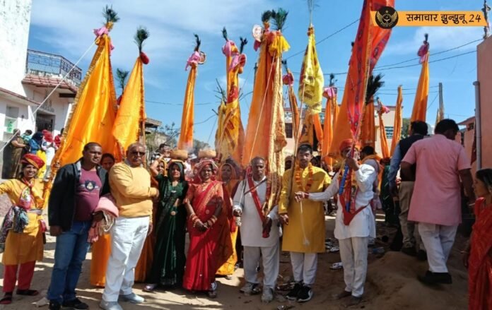 पिलानी श्याम मन्दिर से रवाना हुआ सैंकड़ों श्रद्धालुओं का जत्था, सूरजगढ़ श्याम दरबार में चढ़ाएंगे निशान