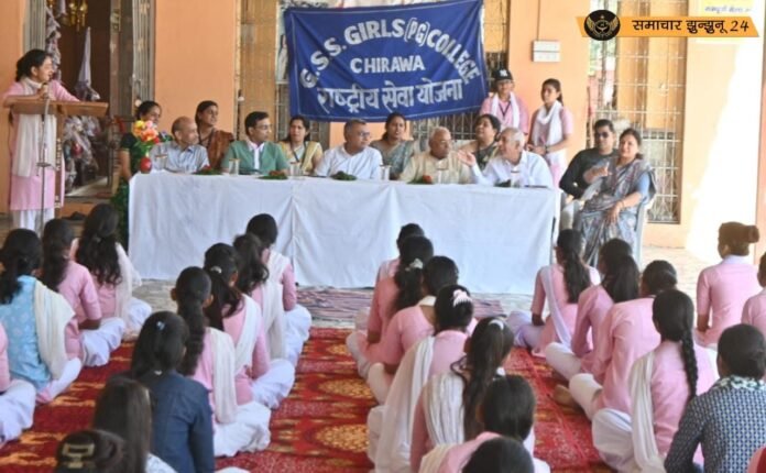 राष्ट्रीय सेवा योजना शिविर : स्वयं सेविकाओं ने सीखे प्राणायाम और योग के साथ आत्म रक्षा के गुर, सेखसरीया ट्रस्ट के पदाधिकारियों ने किया शिविर का निरीक्षण