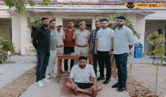 पुलिस थाना पिलानी और एजीटीएफ झुन्‍झुनू की संयुक्‍त कार्रवाई: देशी पिस्टल के साथ हिस्ट्रीशीटर सूरज उर्फ घुण्डी को किया गिरफ्तार