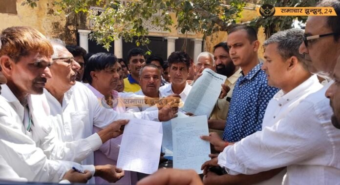 परिसीमन पर बवाल: ग्राम पंचायतों का दर्जा बनाए रखने की मांग को लेकर ग्रामीणों का विरोध प्रदर्शन, रैली निकाल कर तहसीलदार को सौंपा ज्ञापन