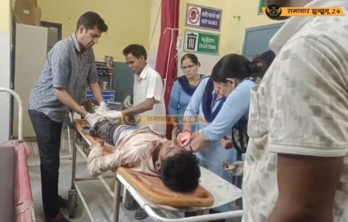 अडुका में ट्रैक्टर से गिरकर युवक हुआ घायल, पैर पर चढ़ा टायर, हालत गंभीर होने पर झुंझुनू किया गया रैफर