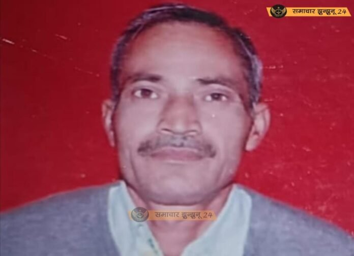 चिड़ावा: तोलासेही रोड़ पर खेत में जांटी के नीचे मिला लावारिस बैग, जरूरी कागजात व कुछ सामान भी है बैग में