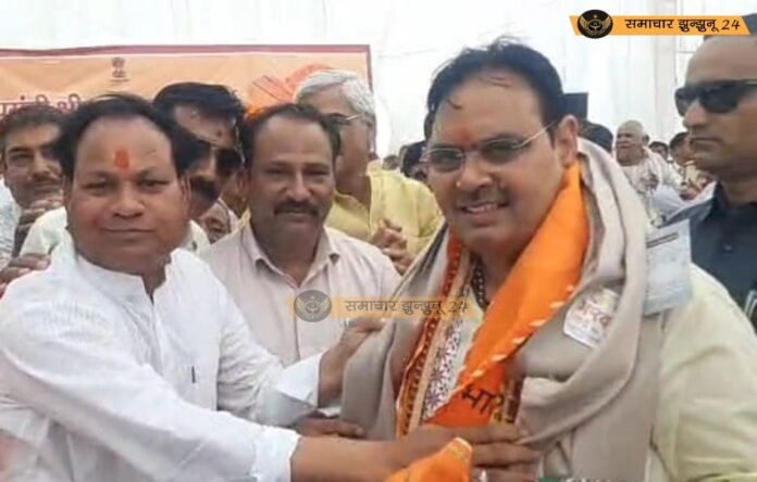 मुख्यमंत्री भजनलाल शर्मा का विप्र सेना ने किया सम्मान, प्रतीक चिन्ह, शाल व दुपट्टा भेंट कर किया स्वागत