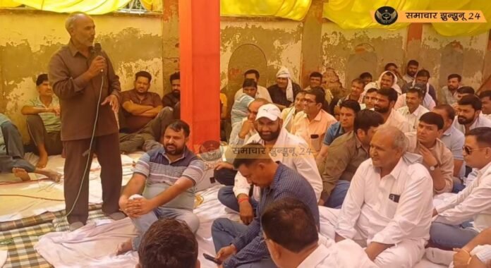 झुंझुनूं: चालान माफी और आरसी बहाली की मांग, बकाया राजस्व और फिटनेस जांच में लापरवाही पर कार्रवाई के विरोध में सड़कों पर उतरे डंपर मालिक