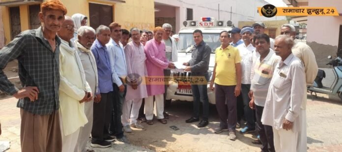 चौधरी कॉलोनी में जल संकट गहराया, अवैध कनेक्शनों से प्रभावित पेयजल आपूर्ति, जनसुनवाई में पहुंचे नागरिकों ने टंकी से जुड़ी समस्या को लेकर एसडीएम को सौंपा ज्ञापन