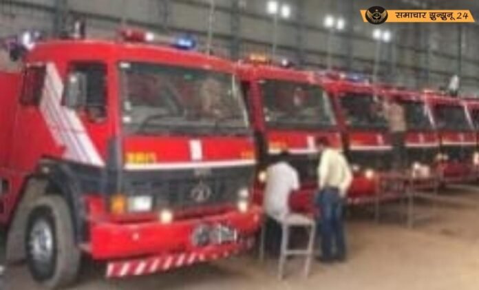 सीमावर्ती सतर्कता के तहत झुंझुनूं से बीकानेर भेजी गई छह दमकल गाड़ियां, 23 फायरमैन और छह ड्राइवरों की टीम रवाना, सुरक्षा तैयारियों को लेकर प्रशासन सतर्क