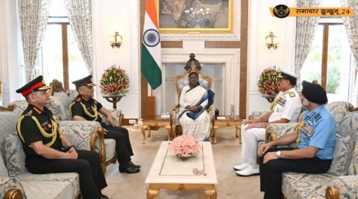 ऑपरेशन सिंदूर पर CDS और सेना प्रमुखों ने राष्ट्रपति को दी जानकारी, भारत की जवाबी कार्रवाई में 100 से अधिक आतंकी ढेर