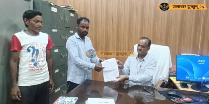चिड़ावा उपजिला अस्पताल में प्रसव को लेकर विवाद, चिकित्सक पर लगाए निजी अस्पताल भेजने के आरोप, परिजनों का दावा – सामान्य डिलीवरी के नाम पर मांगे पैसे, उपखंड अधिकारी को सौंपी शिकायत
