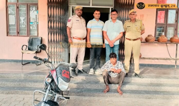 शादी समारोह से मोटरसाइकिल चोरी करने वाला आरोपी करौली से गिरफ्तार, वाहन बरामद