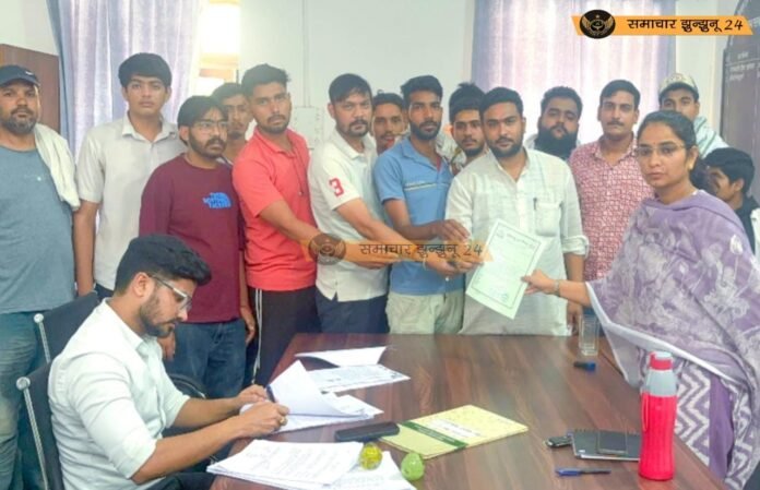 मृत गौ वंश के शवों को खुले में डालने पर आपत्ति: हिन्दू क्रांति सेना ने सम्मानपूर्वक निस्तारण करने के लिए ज्ञापन सौंपा