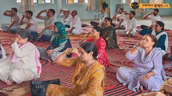 अंतरराष्ट्रीय योग दिवस की तैयारियों को लेकर चिड़ावा में आयोजित हुआ ब्लॉक स्तरीय योग प्रशिक्षण शिविर