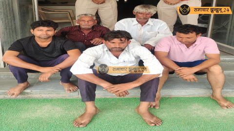 नवलगढ़ पुलिस ने कलयुगी बेटे सहित पांच को किया गिरफ्तार, आमजन में दहशत फैलाने पर बड़ी कार्रवाई